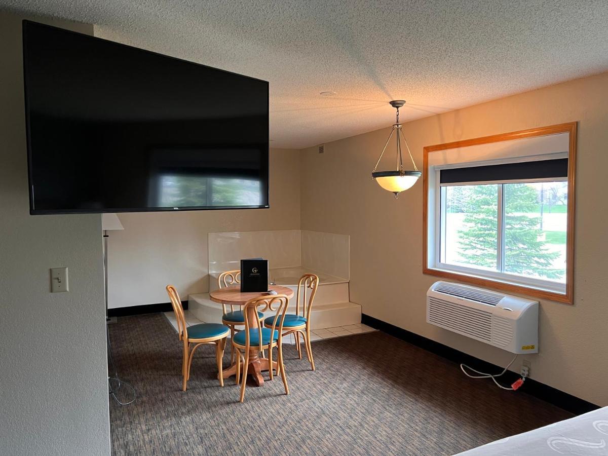 Grandstay Hotel And Suite Waseca Exterior foto