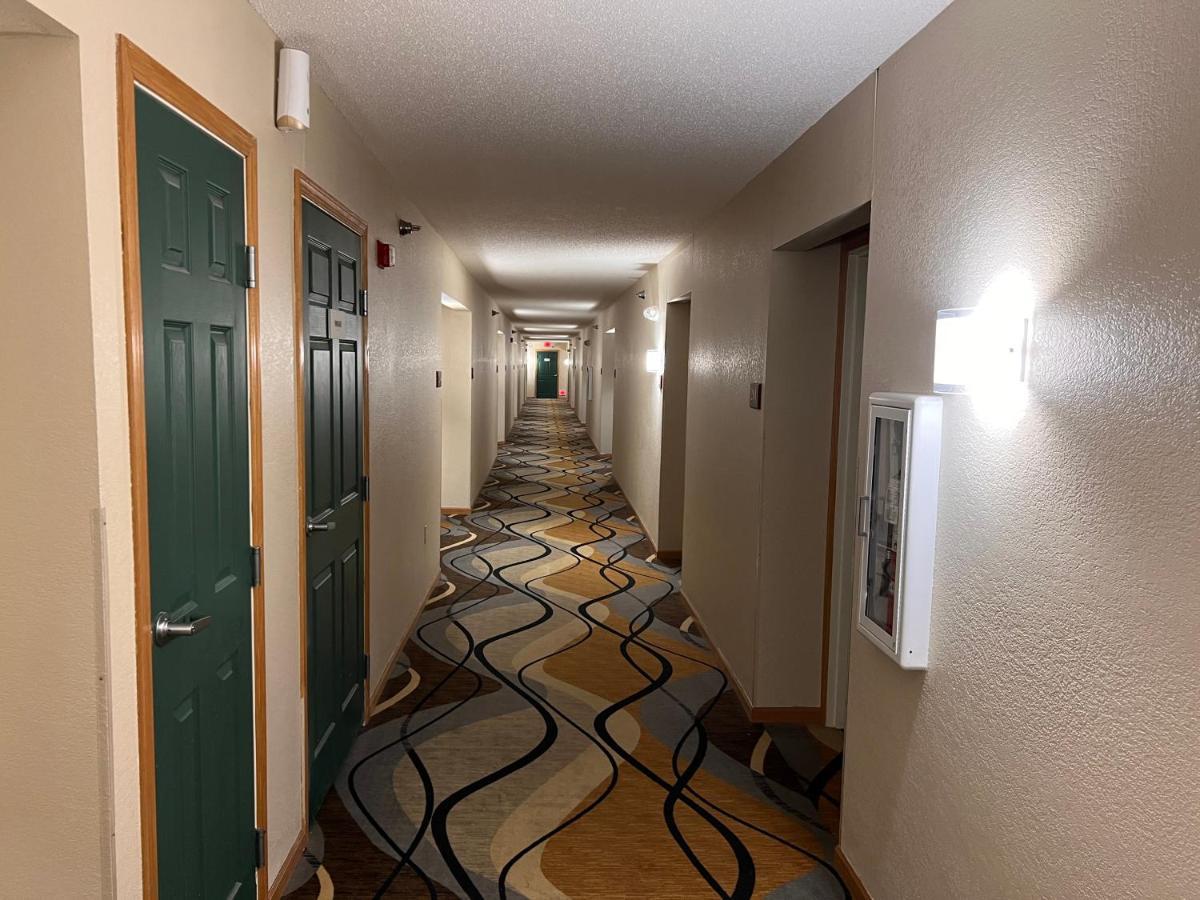 Grandstay Hotel And Suite Waseca Exterior foto