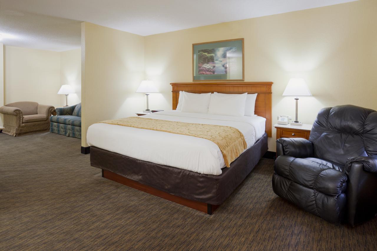 Grandstay Hotel And Suite Waseca Exterior foto